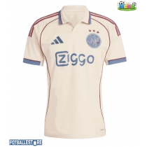 Ajax Tredjedrakt 2025-26 Kortermet